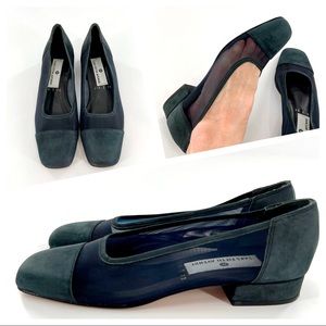 SAKS FIFTH AVENUE Navy Blue Leather Mash shoes woman’s size 7 N Made in Italy